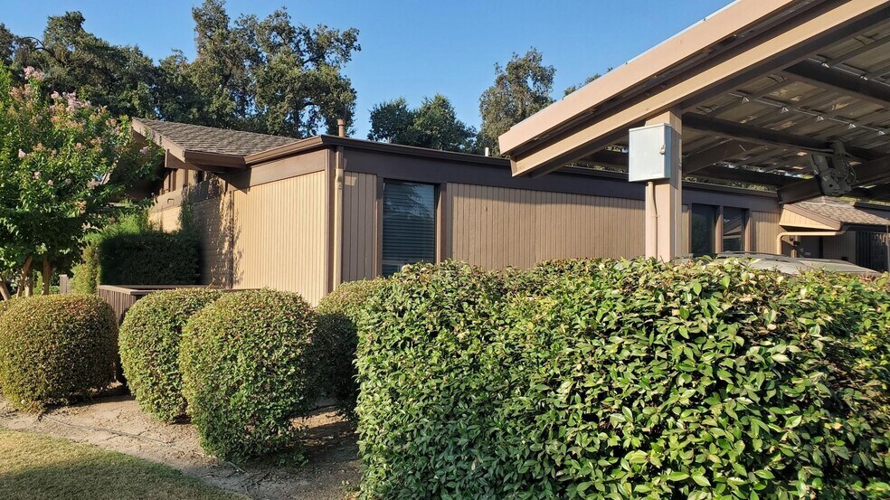 More Photos Of 2740 W Main St, Visalia Medical For Lease