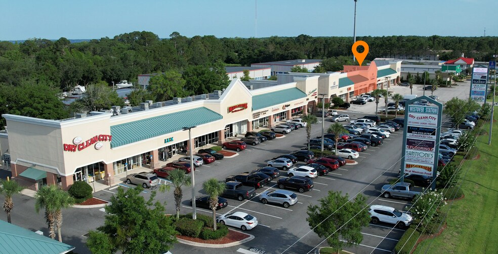 More Photos Of 3555 US Highway 17, Fleming Island Storefront For Lease