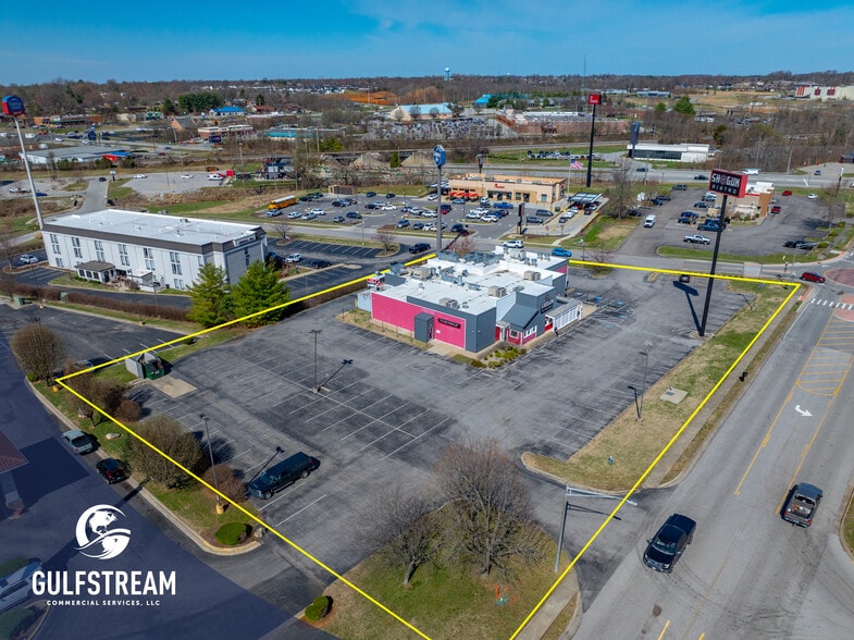 More Photos Of 200 Commerce Dr, Elizabethtown Restaurant For Sale