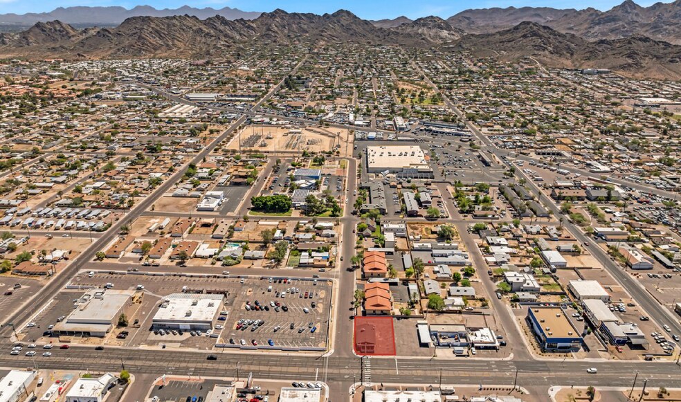 More Photos Of 9521 N 7th St, Phoenix Bar For Sale