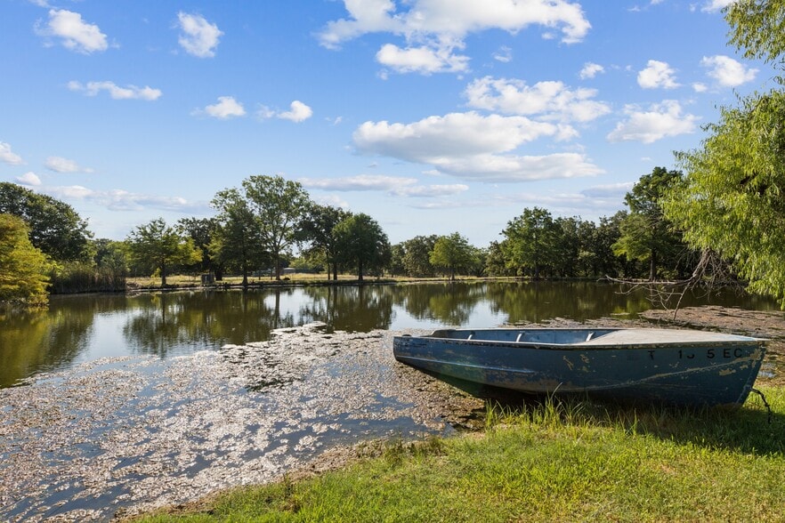 More Photos Of 1155 Point Vista Rd, Hickory Creek Land For Sale