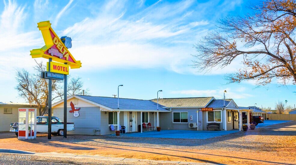 Primary Photo Of 2141 W Third St, Winslow Hotel For Sale