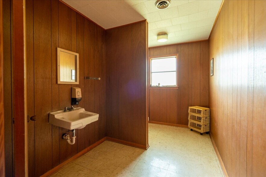 More Photos Of 2307 Irving St, West Orange Office For Sale