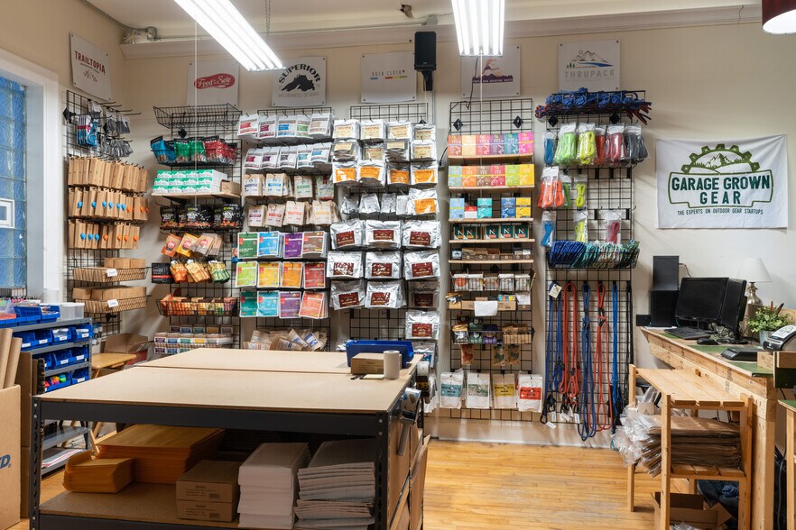 More Photos Of 1828-1832 E 35th St, Minneapolis Storefront For Lease