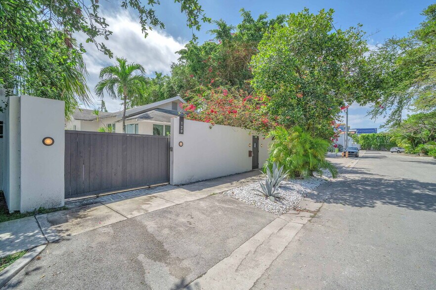 More Photos Of 120 NE 25th St, Miami Specialty For Sale