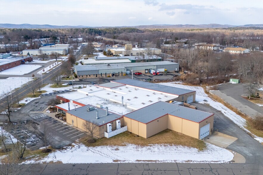 More Photos Of 115 Industrial Dr, Northampton Warehouse For Sale