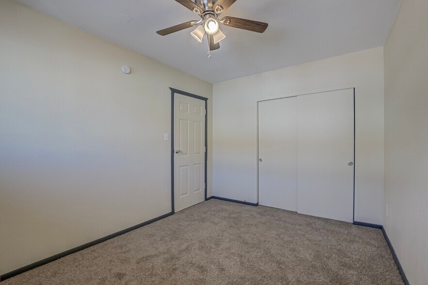 More Photos Of 408 W Main St, Payson Freestanding For Sale