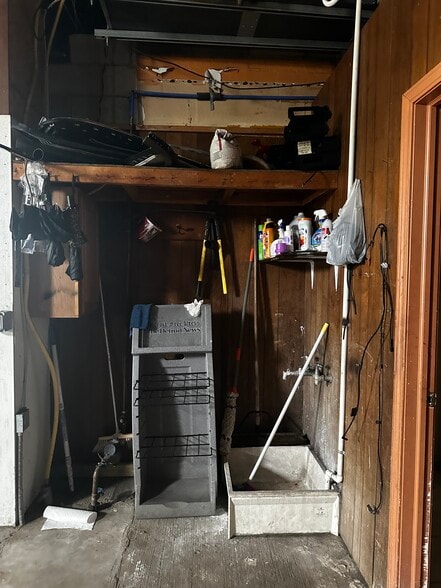 More Photos Of 14150 E 8 Mile Rd, Detroit Auto Repair For Sale