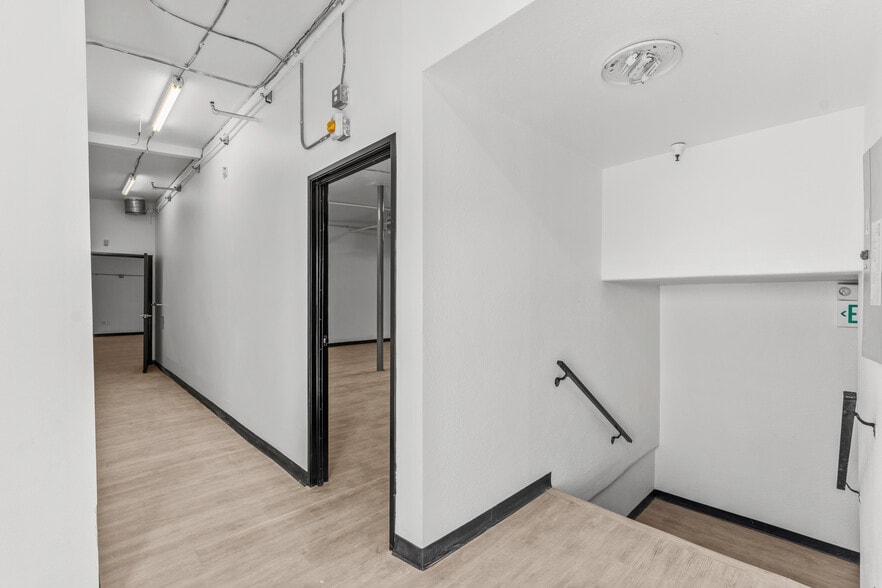 More Photos Of 3535 N Anza Rd, Palm Springs Warehouse For Sale