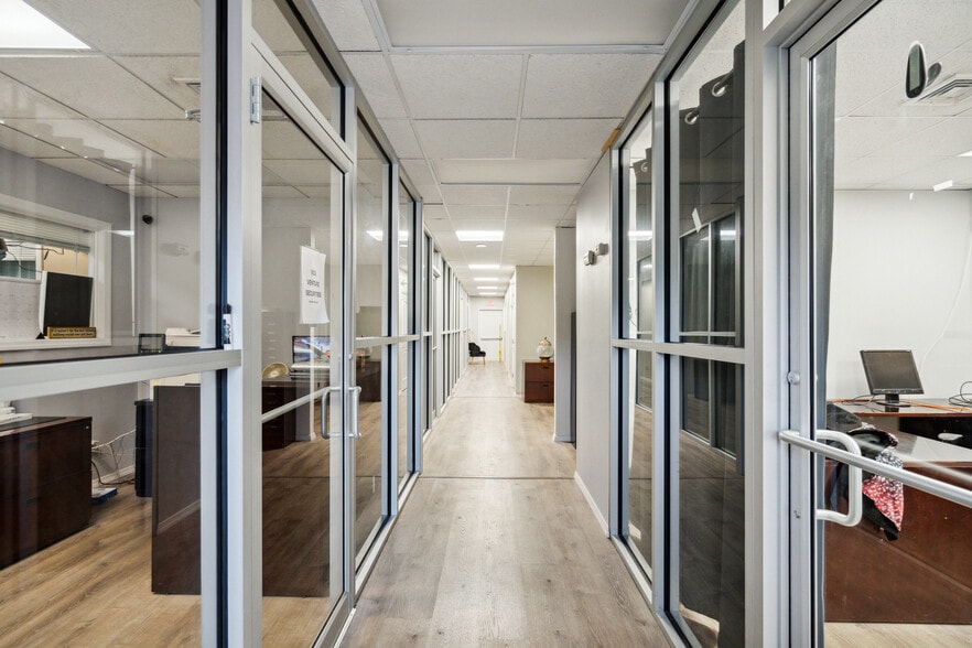 More Photos Of 2170 Joshuas Path, Hauppauge Freestanding For Sale