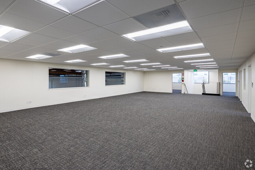 More Photos Of 1210-1230 N Red Gum St, Anaheim Warehouse For Lease