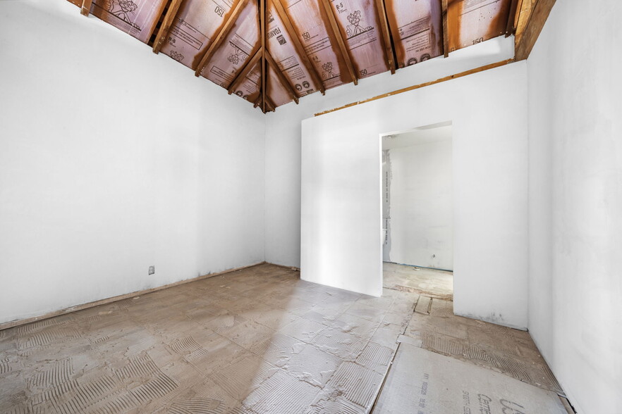 More Photos Of 211 S Piedras, El Paso Loft Creative Space For Sale
