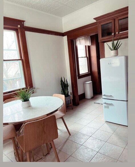 More Photos Of 139 SW I St, Grants Pass Specialty For Sale