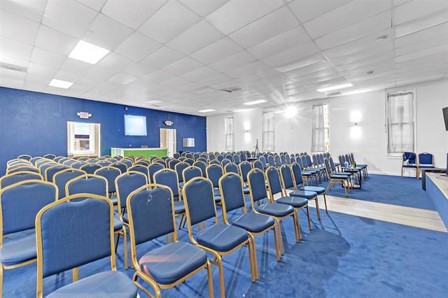 More Photos Of 2956 East St, Memphis Religious Facility For Sale