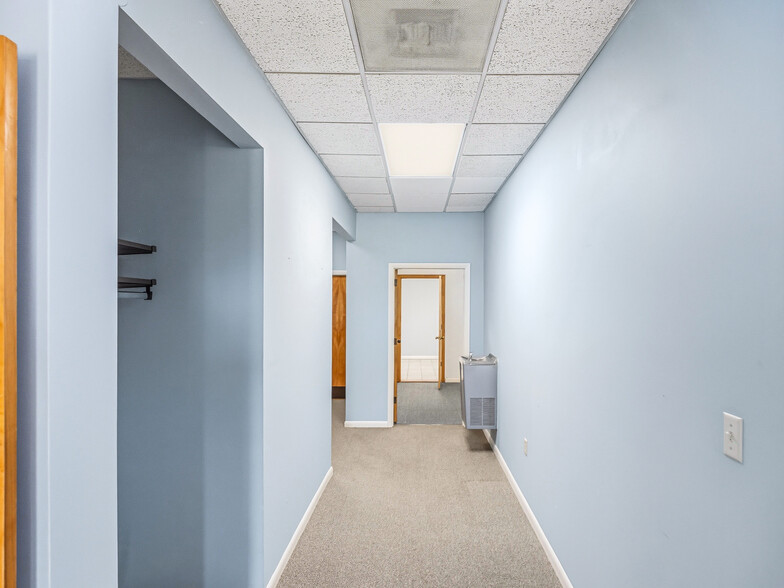 More Photos Of 675 Hendersonville Hwy, Pisgah Forest Office For Sale