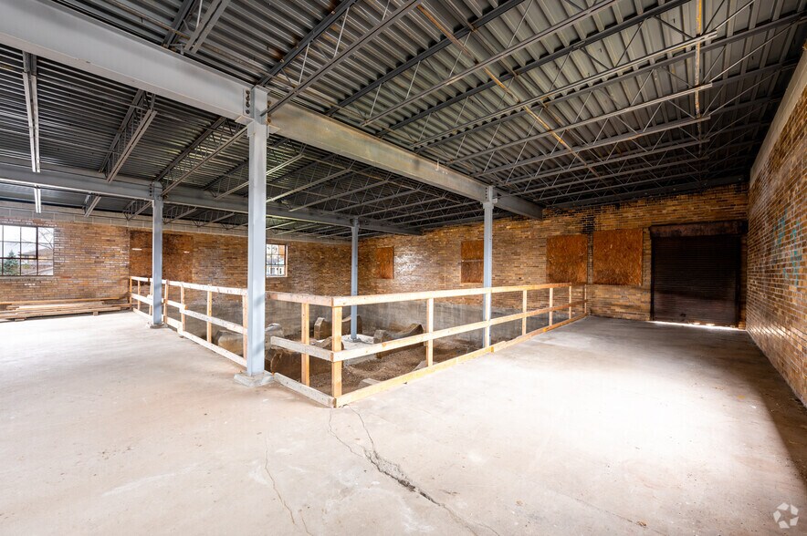 More Photos Of 229 W 1st St, Bloomington Restaurant For Sale