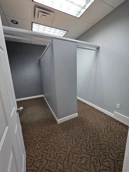 More Photos Of 205 Main St S, Minot Storefront Retail Office For Lease