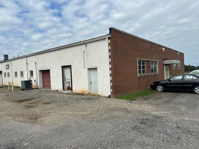 More Photos Of 16778 W James Anderson Hwy, Buckingham Industrial For Sale