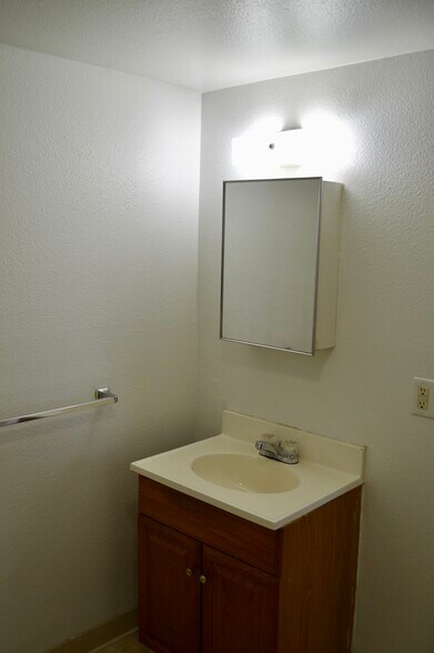 More Photos Of 3280 Downing St, Denver Apartments For Lease