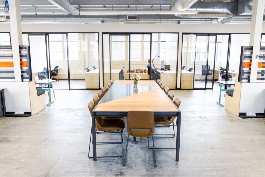More Photos Of 2869 Historic Decatur Rd, San Diego Loft Creative Space For Lease