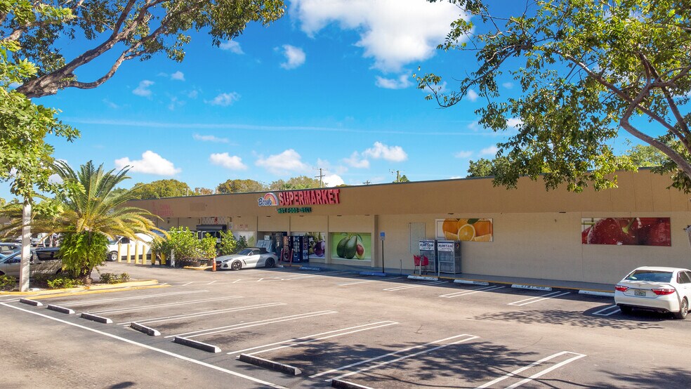 More Photos Of 5145-5301 NE 2nd Ave, Miami Unknown For Lease