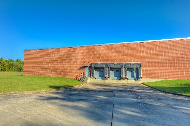 More Photos Of 901 Fontaine Rd, Phenix City Warehouse For Lease