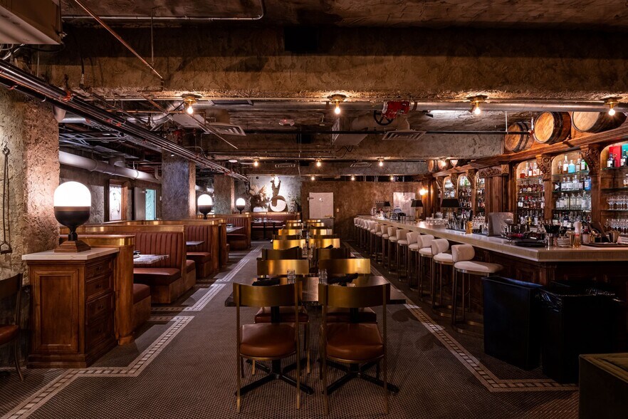 More Photos Of 1001 N central Ave, Phoenix Office For Lease