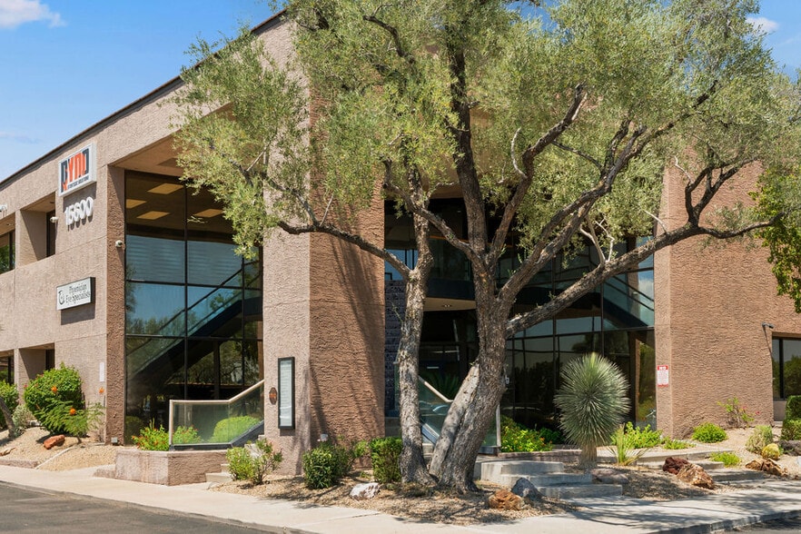 More Photos Of 15600-15650 N Black Canyon Hwy, Phoenix Office For Sale