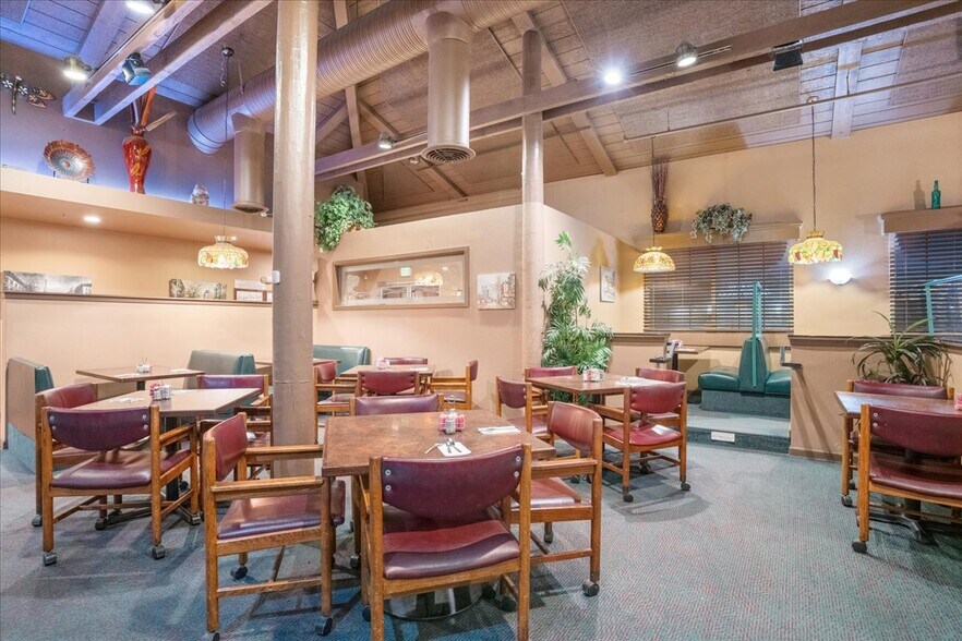More Photos Of 12555 W Bell Rd, Surprise Restaurant For Sale