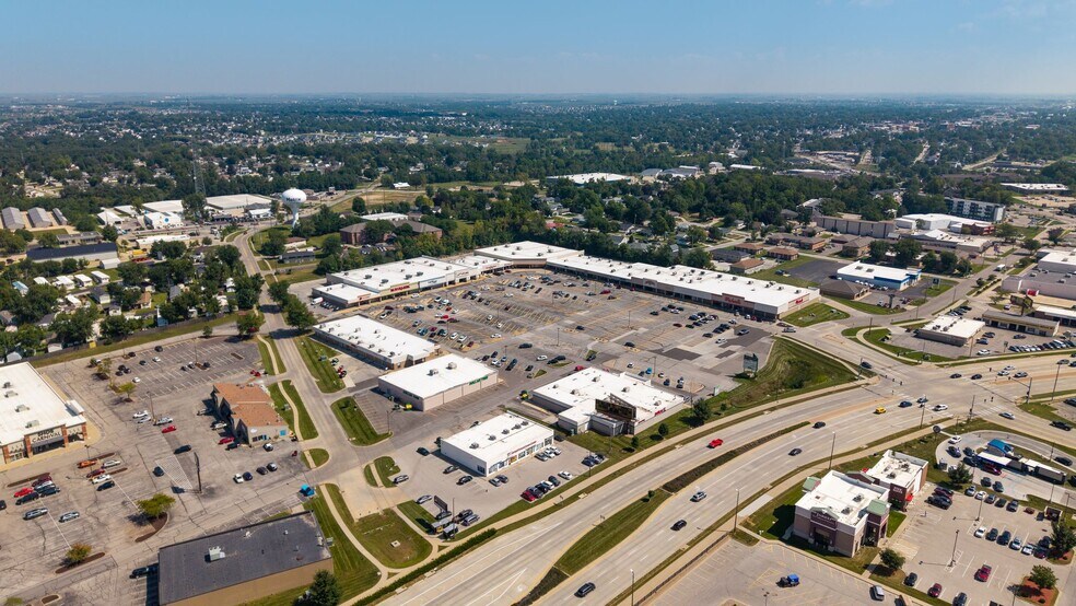 More Photos Of 1400 Twixt Town Rd, Marion Unknown For Lease