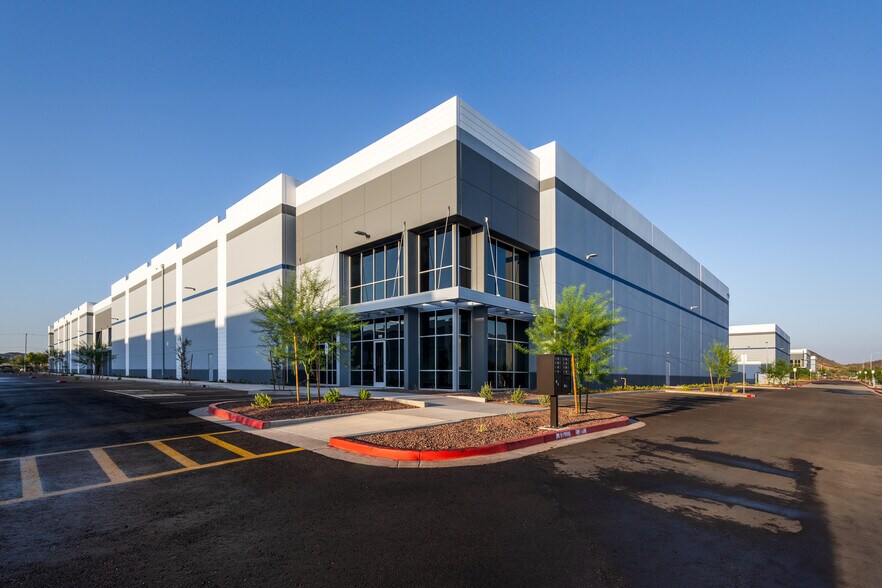 More Photos Of 500 E Pinnacle Peak Rd, Phoenix Unknown For Lease