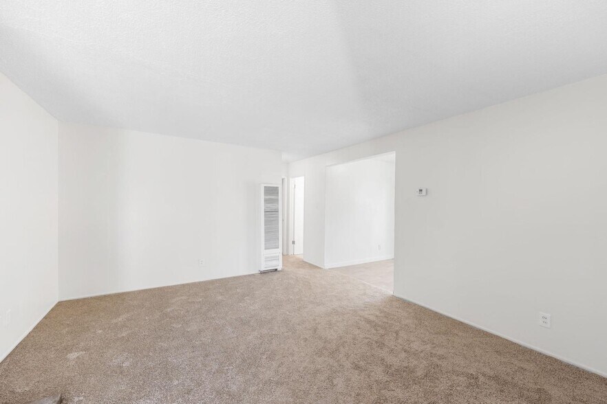 More Photos Of 7656 23rd St, Sacramento Multifamily For Sale