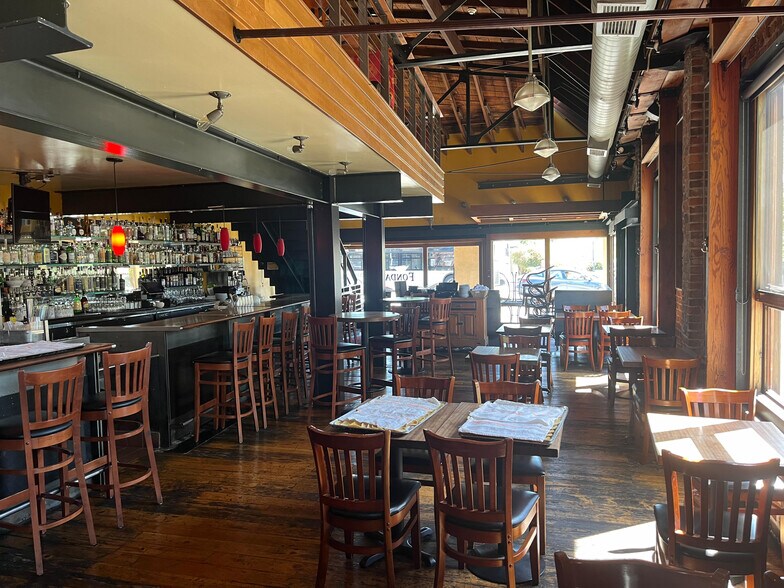 More Photos Of 1501 Solano Ave, Albany Restaurant For Lease