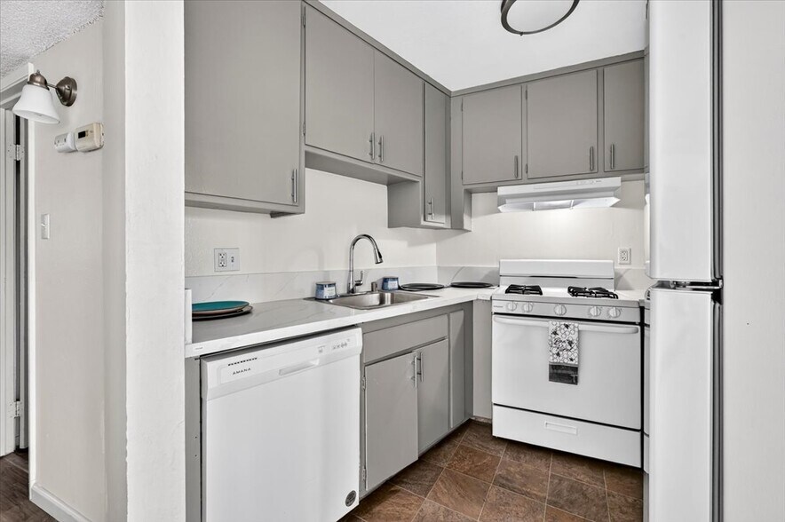 More Photos Of 2643 Furmint Way, Rancho Cordova Apartments For Sale