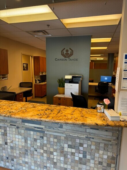 More Photos Of 1425 Vista Ln, Carson City Medical For Sale