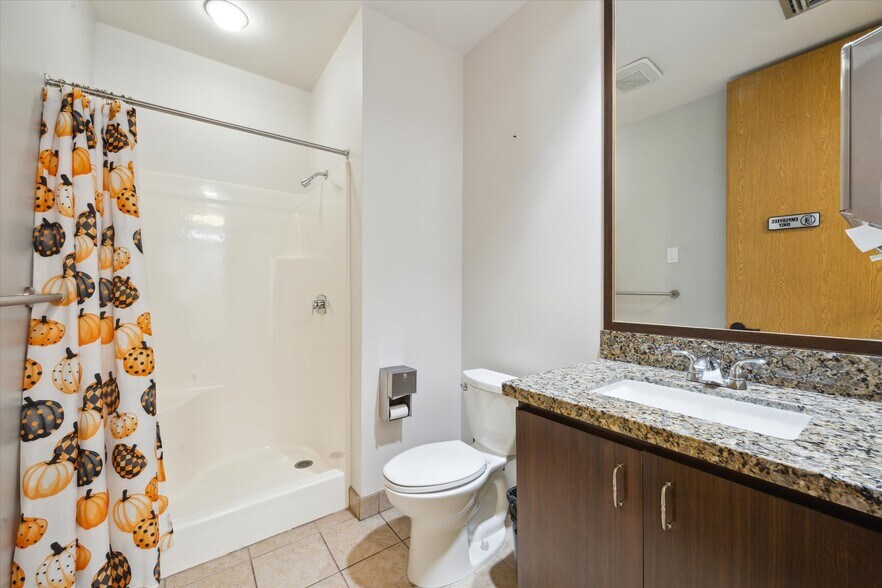 More Photos Of 560 Blossom St, Webster Medical For Lease