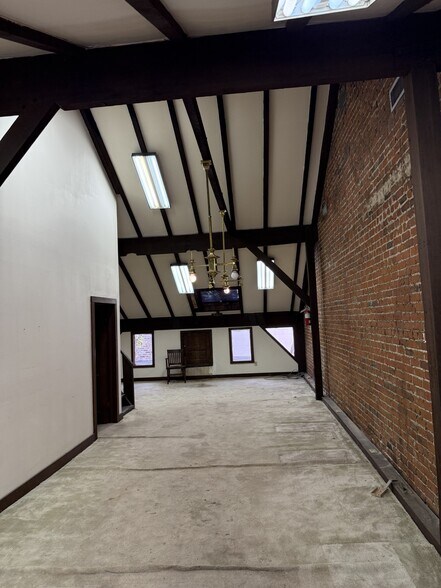 More Photos Of 416 Gravier St, New Orleans Office Residential For Sale