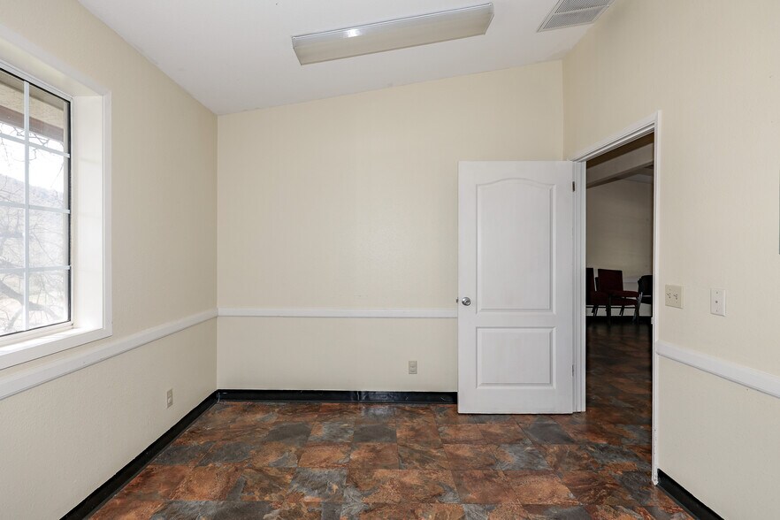 More Photos Of 5320 State Highway 49, Mariposa Office Residential For Sale