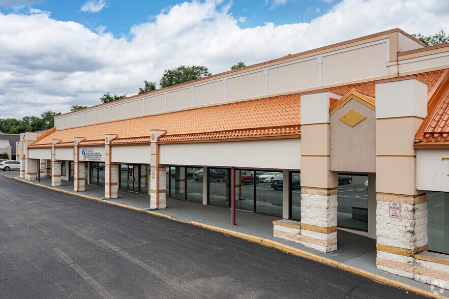 More Photos Of 5955-5965 Boymel Dr, Fairfield Storefront For Lease