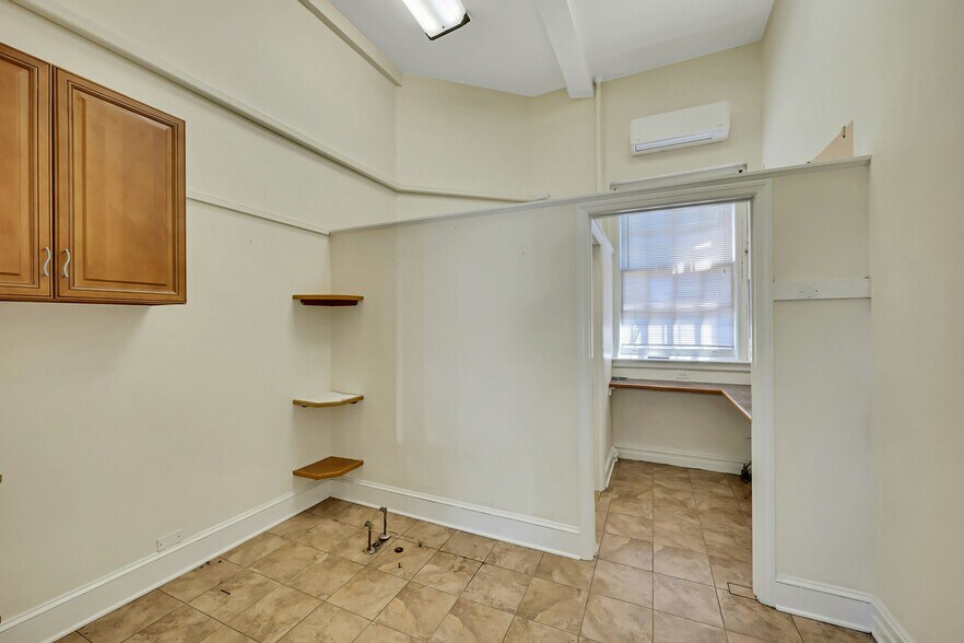More Photos Of 30 Garth Rd, Scarsdale Office For Lease
