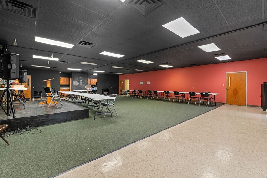 More Photos Of 1101 N Wheeler Ave, Sallisaw Religious Facility For Sale