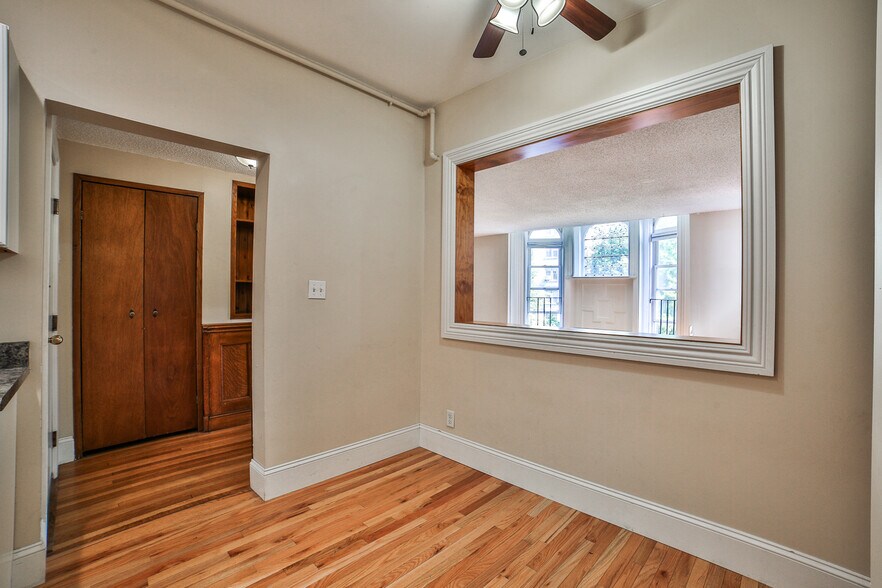 More Photos Of 176 North St, Buffalo Apartments For Sale