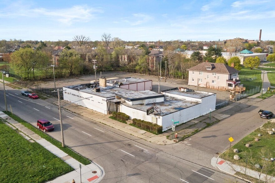 More Photos Of 8500 14th St, Detroit Medical For Sale