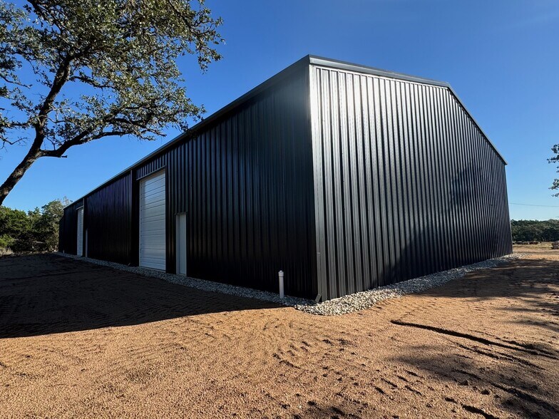 More Photos Of 22601 Ranch Road 12, Dripping Springs Warehouse For Sale