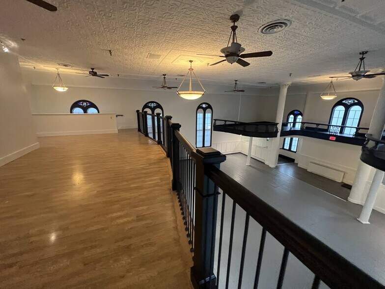 More Photos Of 45 Pearl St, Portsmouth Office For Lease