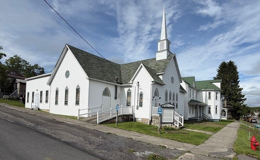 Primary Photo Of 388 Thomas Ave, Davis Religious Facility For Sale
