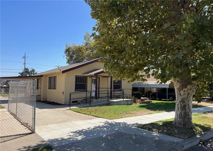 More Photos Of 607 Trinity Ave, Chowchilla Religious Facility For Sale