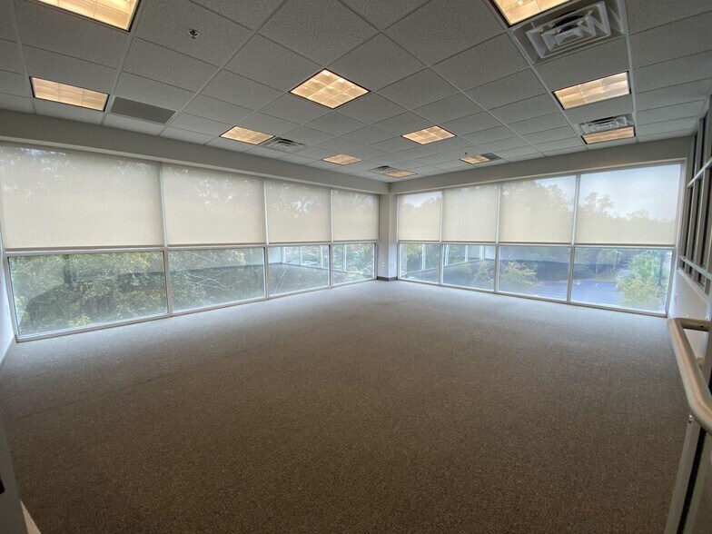 More Photos Of 5264B International Blvd, North Charleston Office For Lease