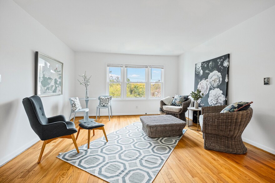 More Photos Of 1200 Liggates Rd, Lynchburg Apartments For Sale