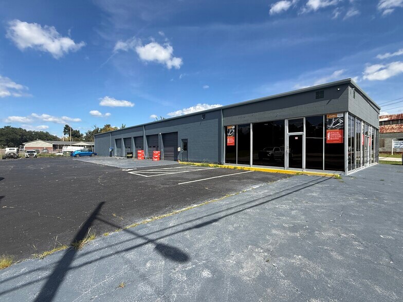 Primary Photo Of 140 W 3rd St, Washington Service For Lease